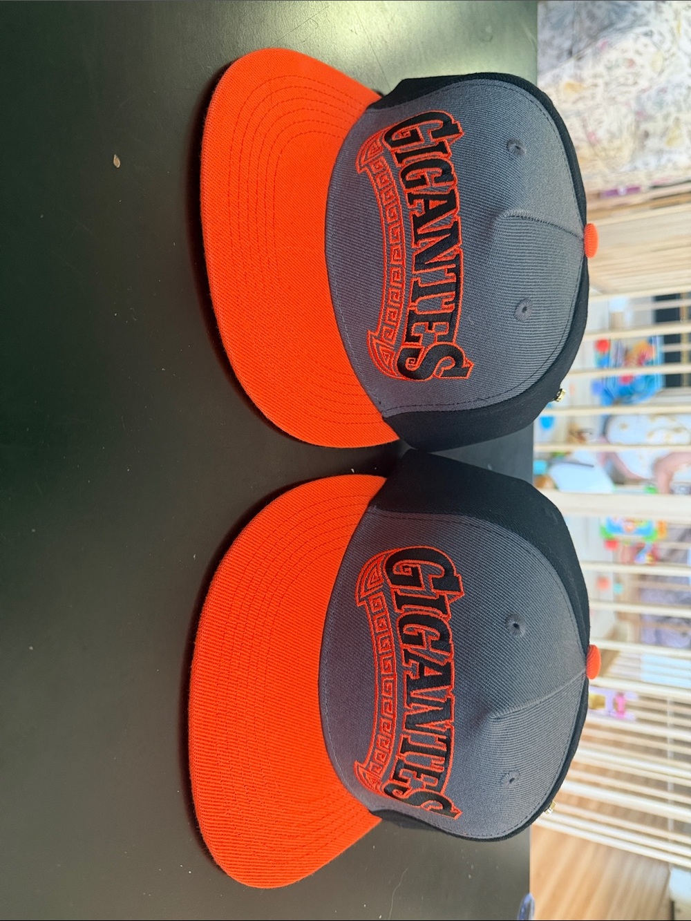 (2) Giants adult Snapback Cap - Black and Orange - Picture 2 of 4